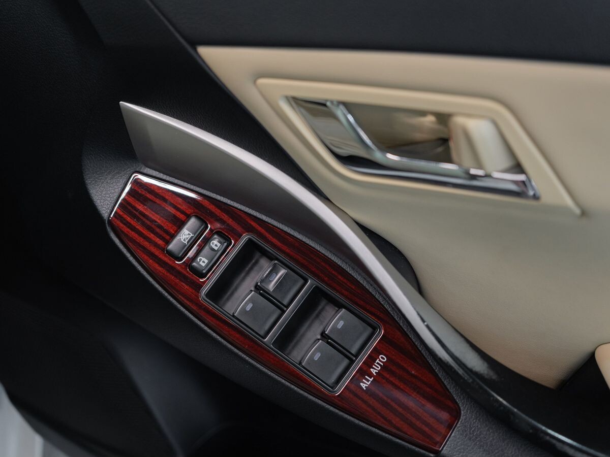 Toyota Allion 2019 - фото автомобиля
