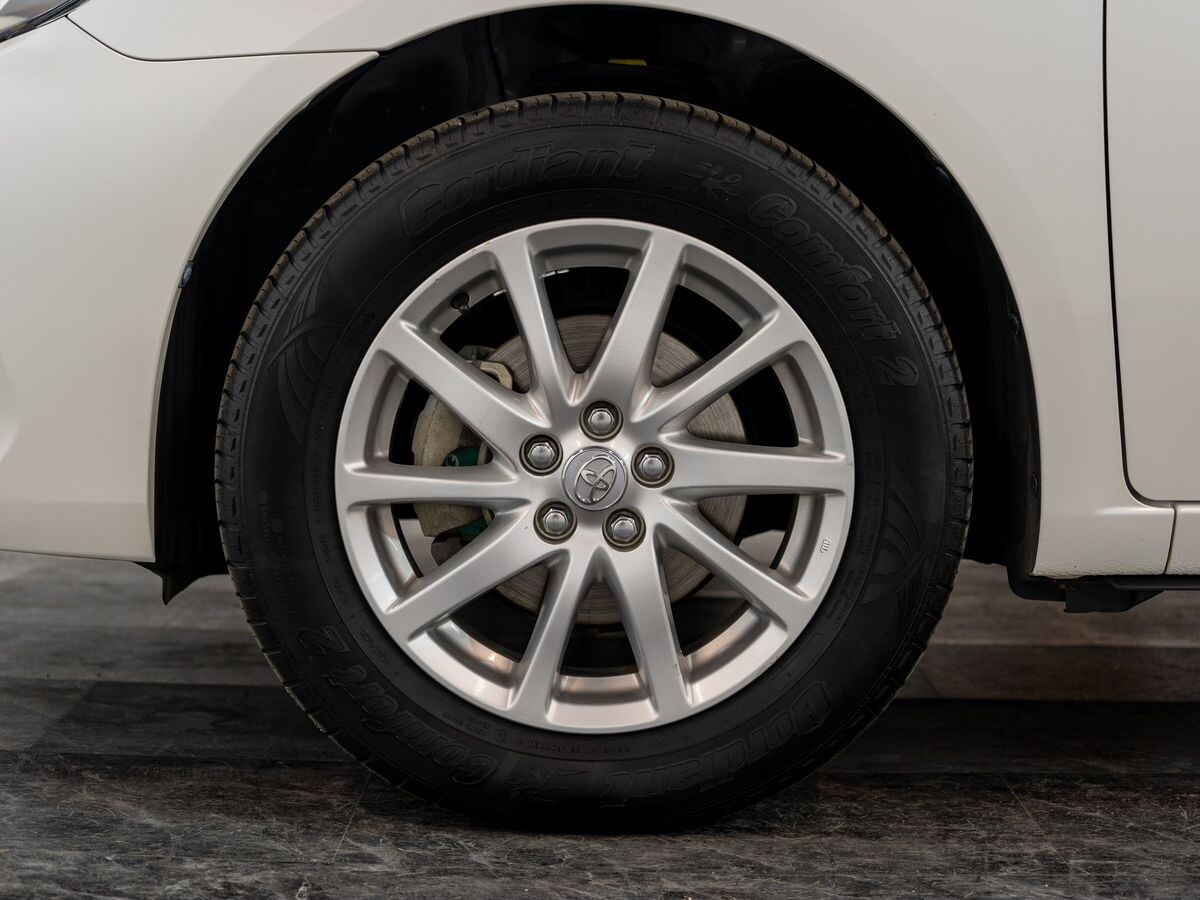 Toyota Allion 2019 - фото автомобиля