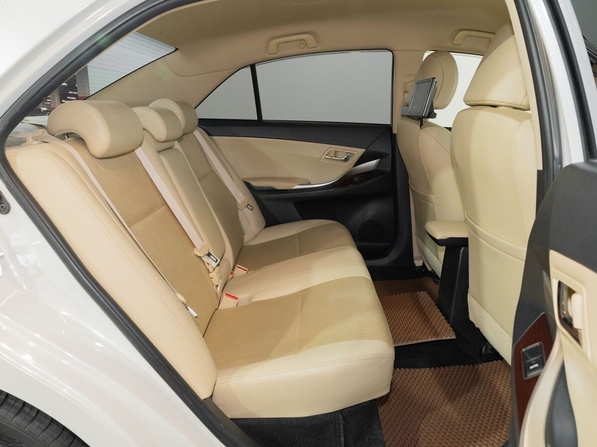 Toyota Allion 2019 - фото автомобиля