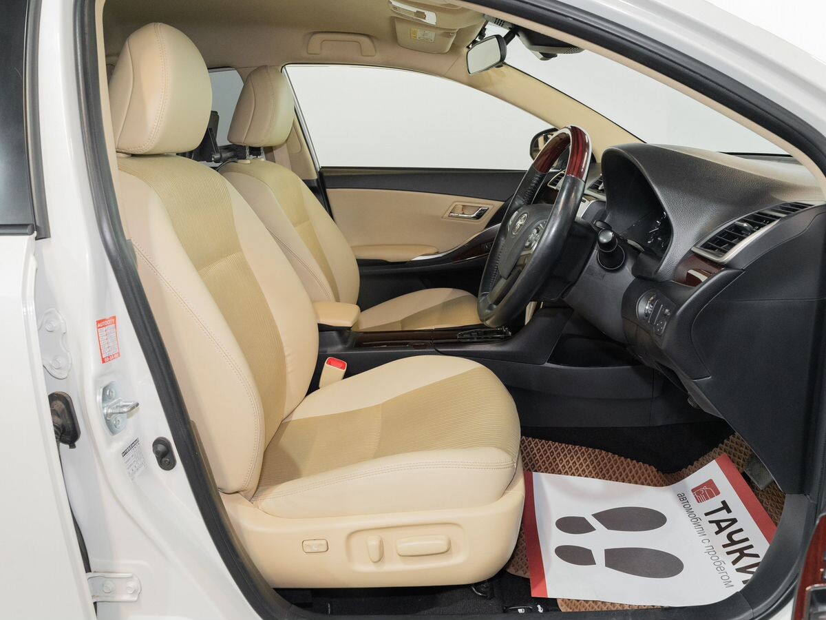 Toyota Allion 2019 - фото автомобиля