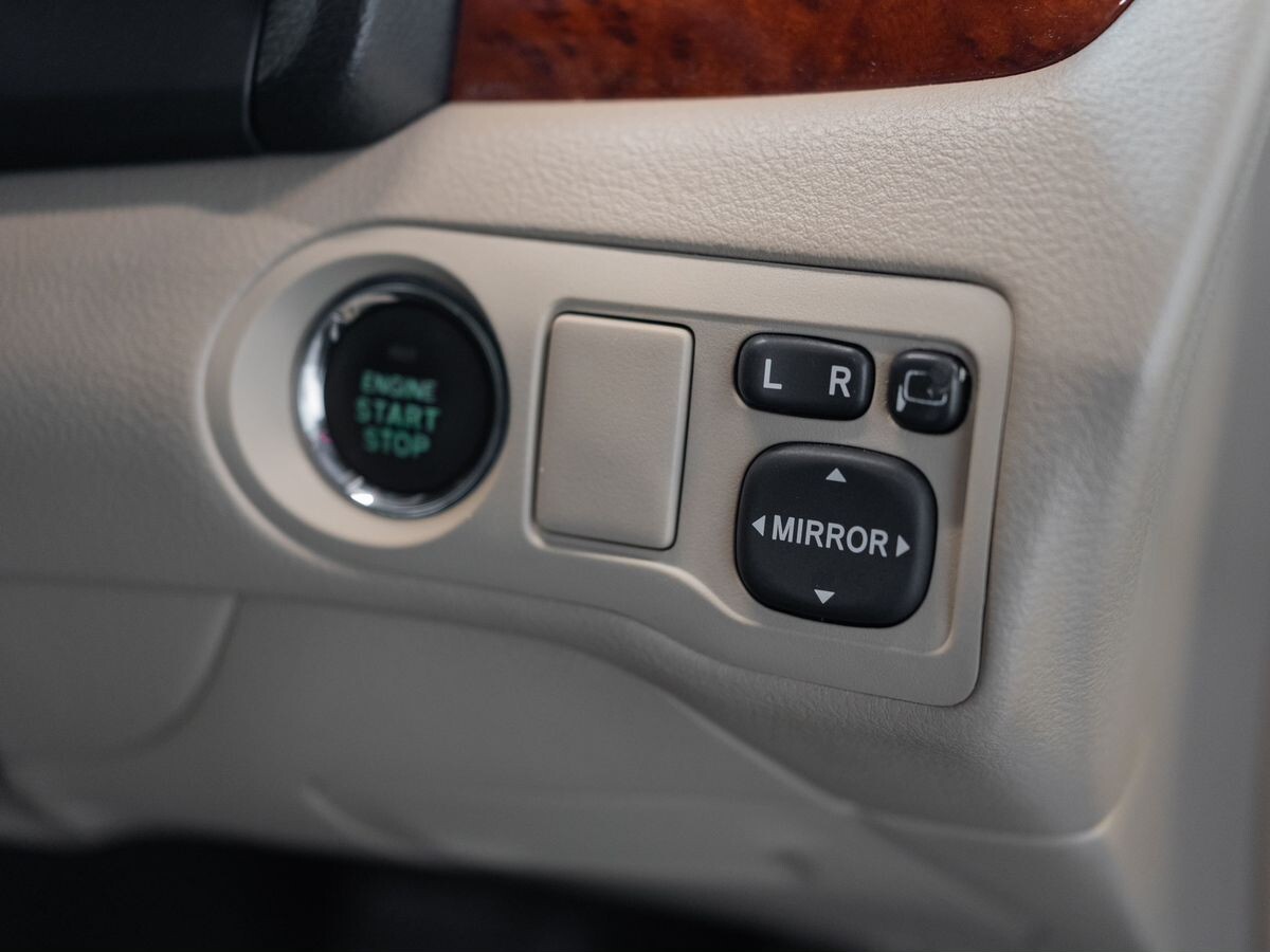 Toyota Premio 2014 - фото автомобиля