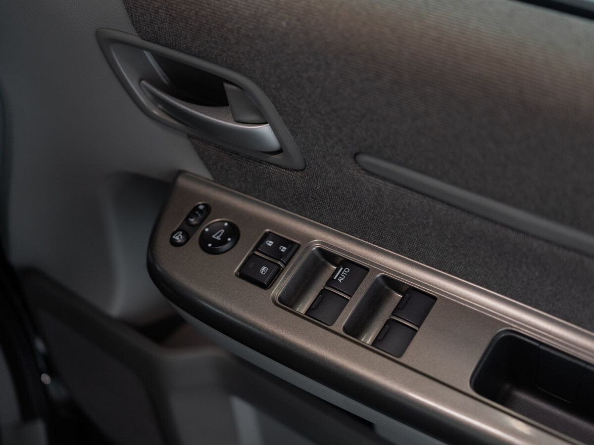 Honda Stepwgn 2016 - фото автомобиля