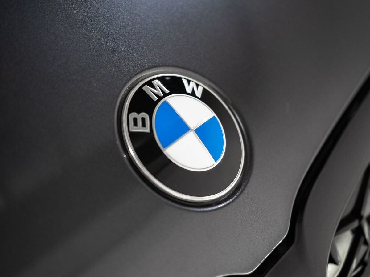 BMW 3-Series 2020 - фото автомобиля