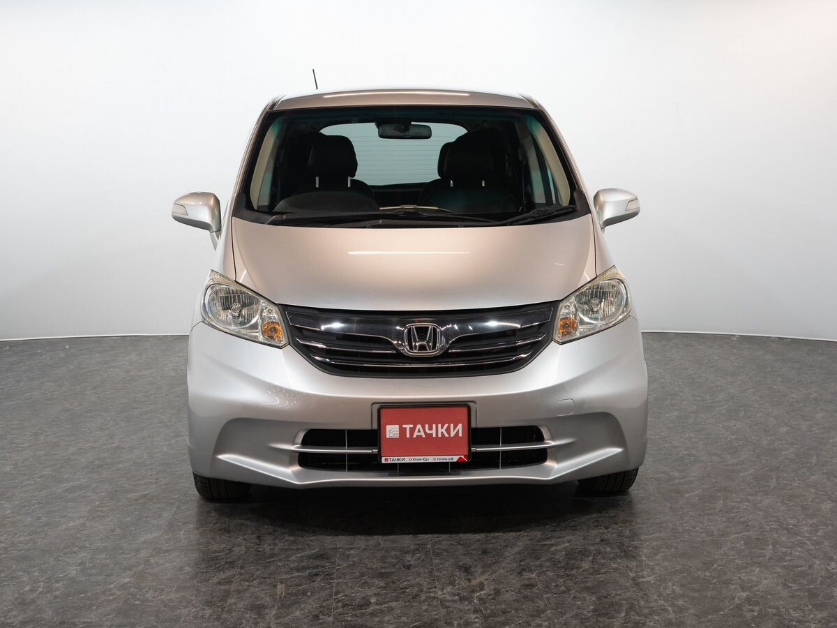 Honda Freed 2012 - фото автомобиля