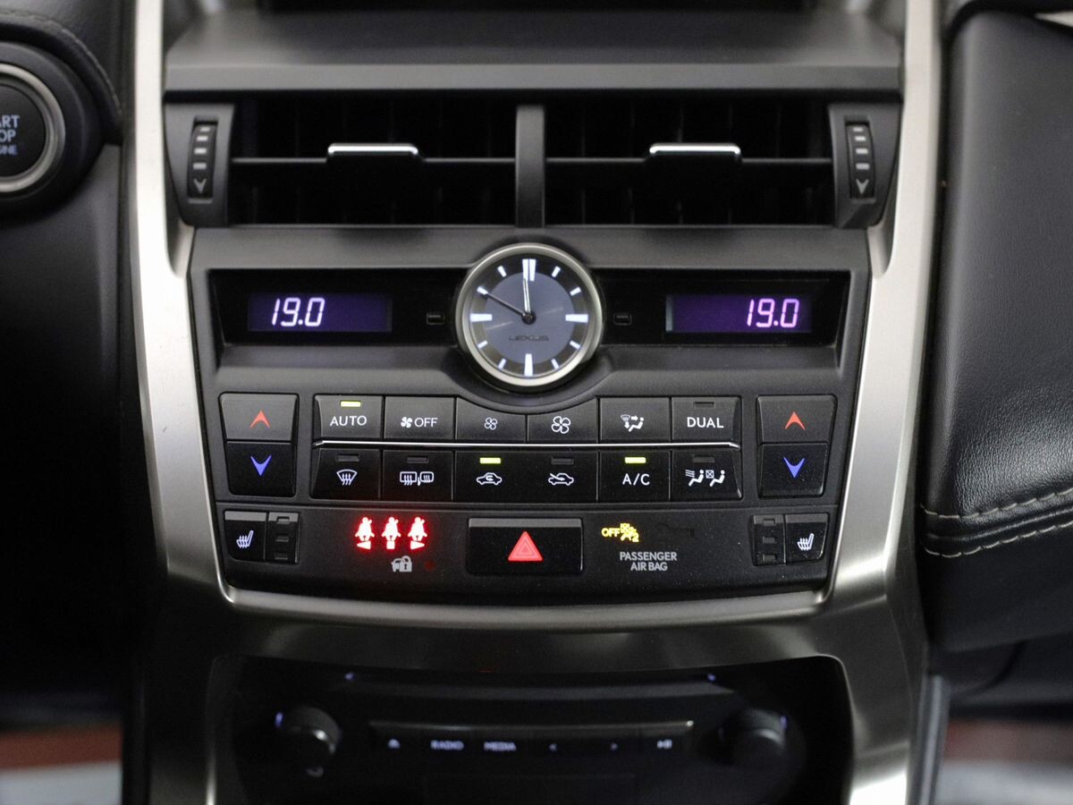 Lexus NX200 2014 - фото автомобиля