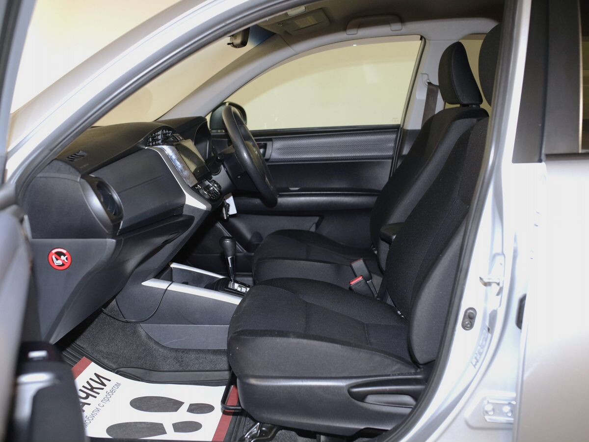 Toyota Corolla Fielder 2014 - фото автомобиля