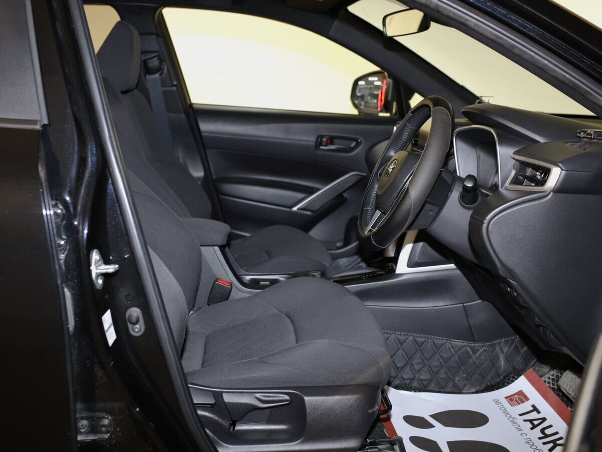 Toyota Corolla Cross 2022 - фото автомобиля