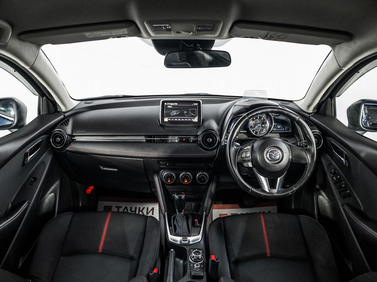 Mazda Demio 2016 - фото автомобиля