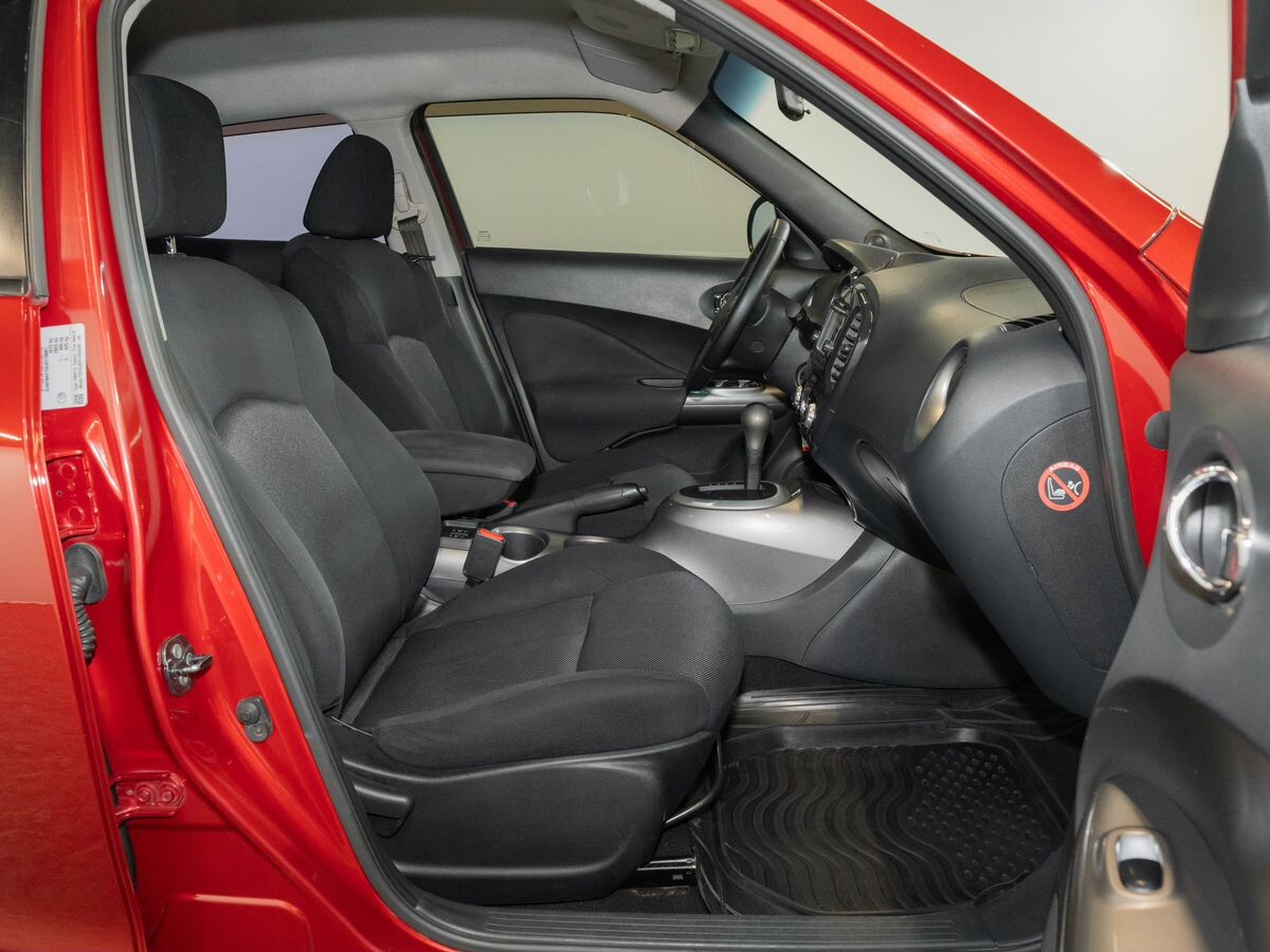 Nissan Juke 2012 - фото автомобиля