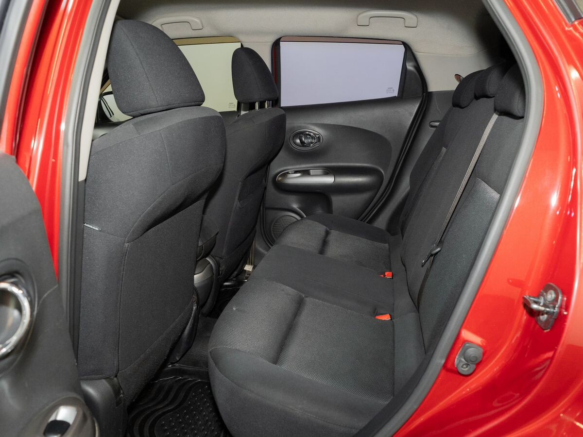 Nissan Juke 2012 - фото автомобиля