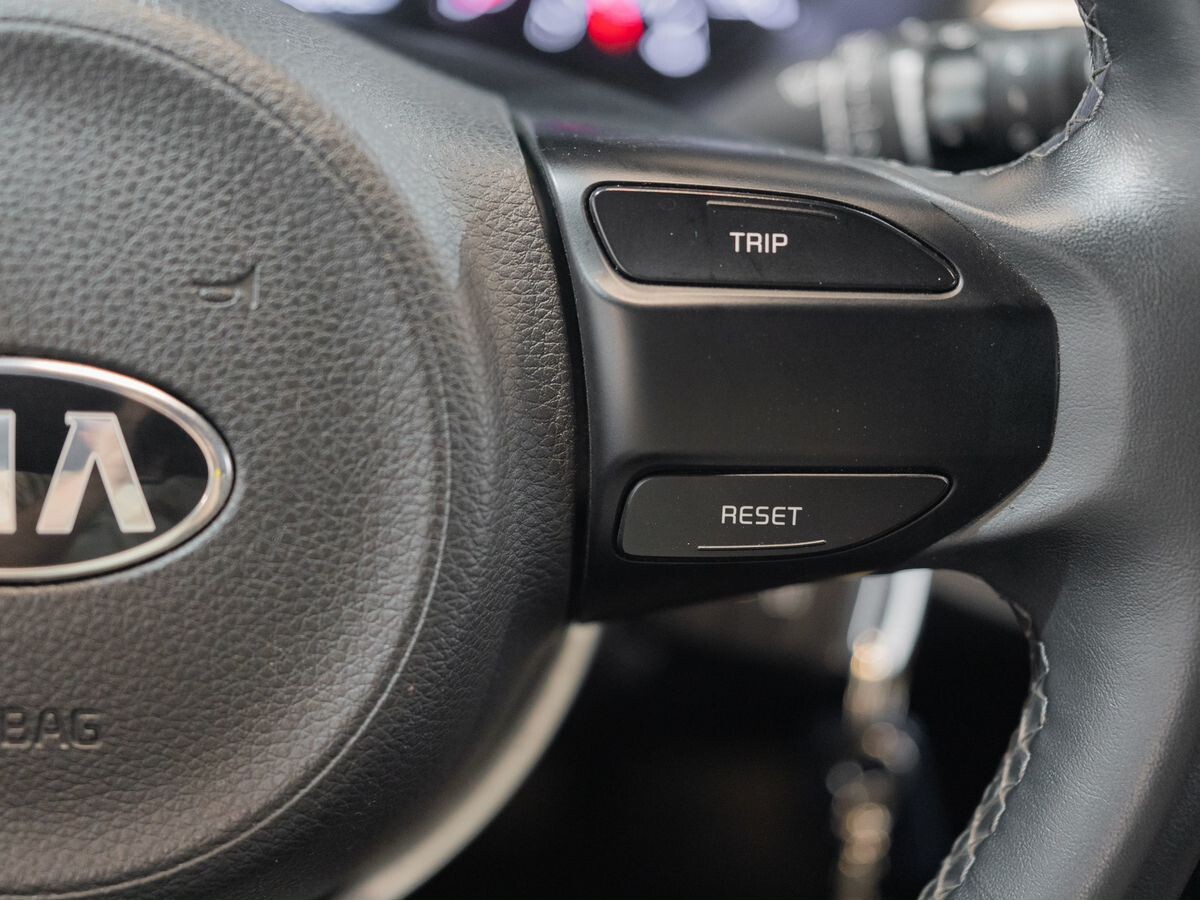 Kia Rio X (X-Line) 2020 - фото автомобиля