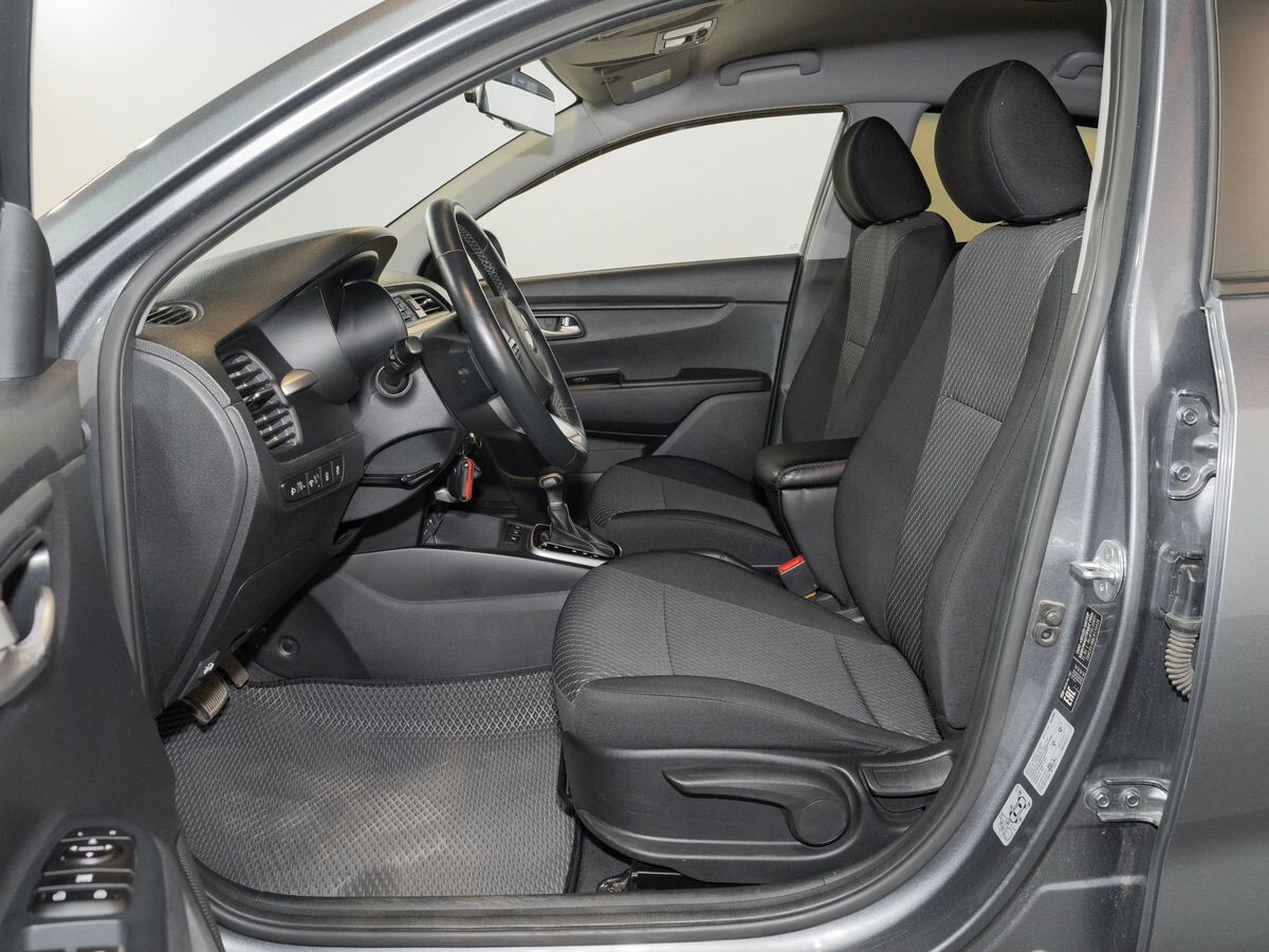Kia Rio X (X-Line) 2020 - фото автомобиля