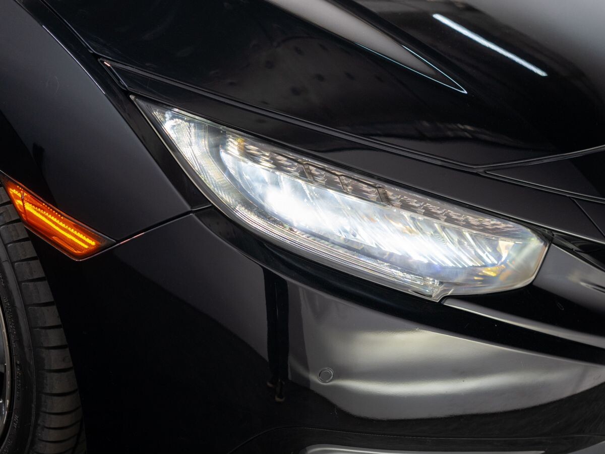 Honda Civic 2018 - фото автомобиля