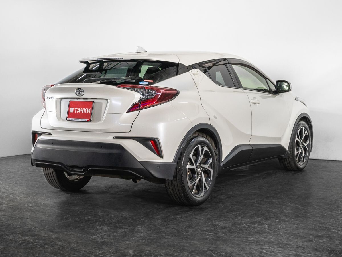 Toyota C-HR 2019 - фото автомобиля