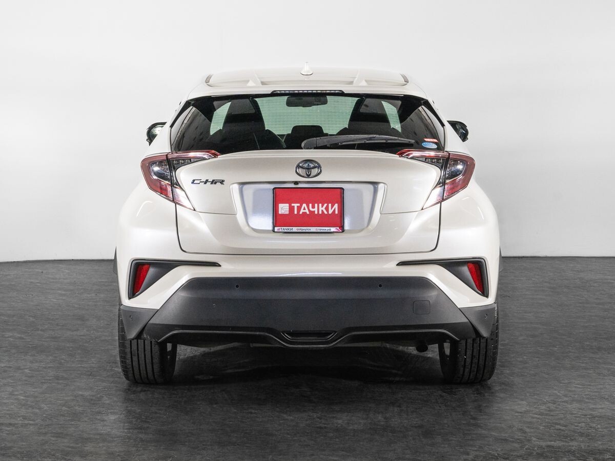 Toyota C-HR 2019 - фото автомобиля