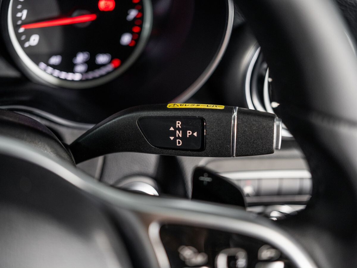 Mercedes-Benz C-Class 2018 - фото автомобиля