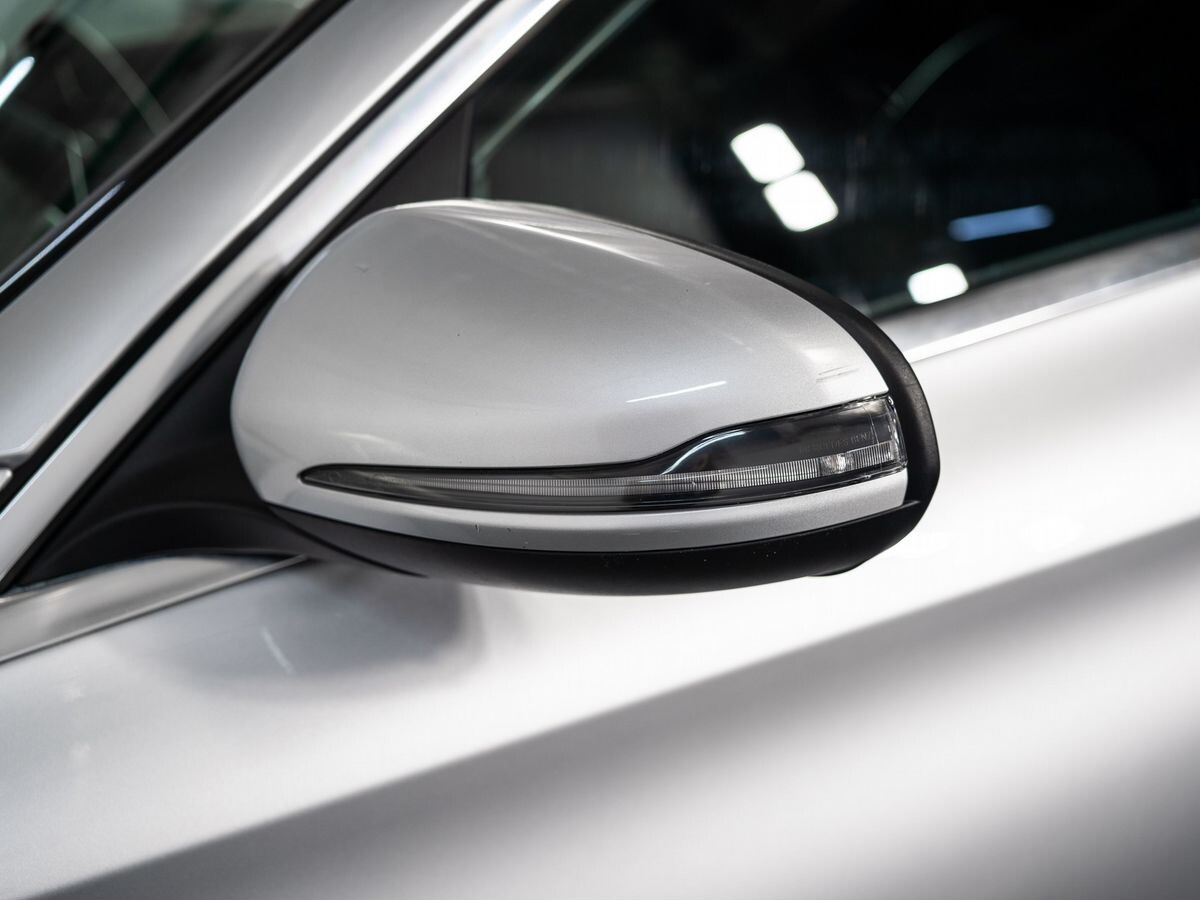 Mercedes-Benz C-Class 2018 - фото автомобиля