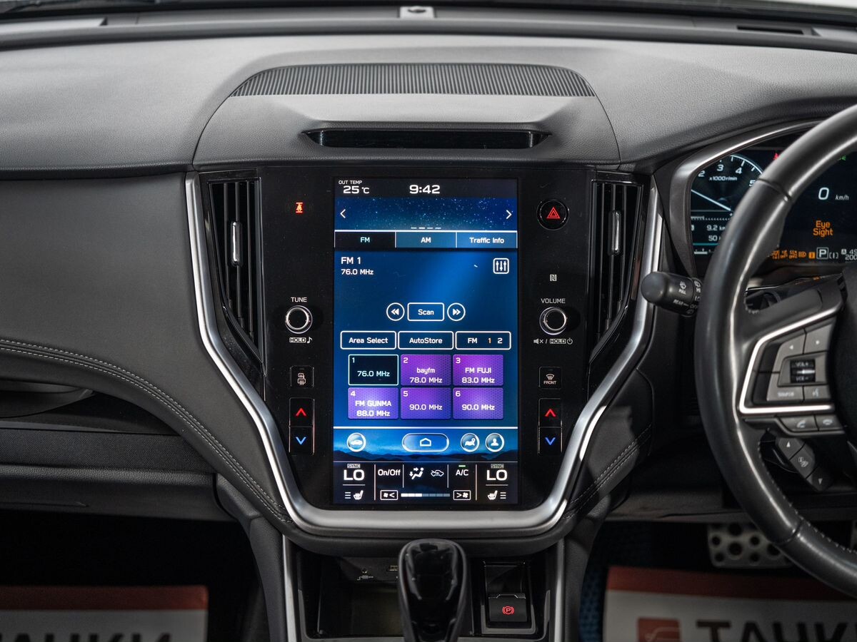 Subaru Outback 2022 - фото автомобиля