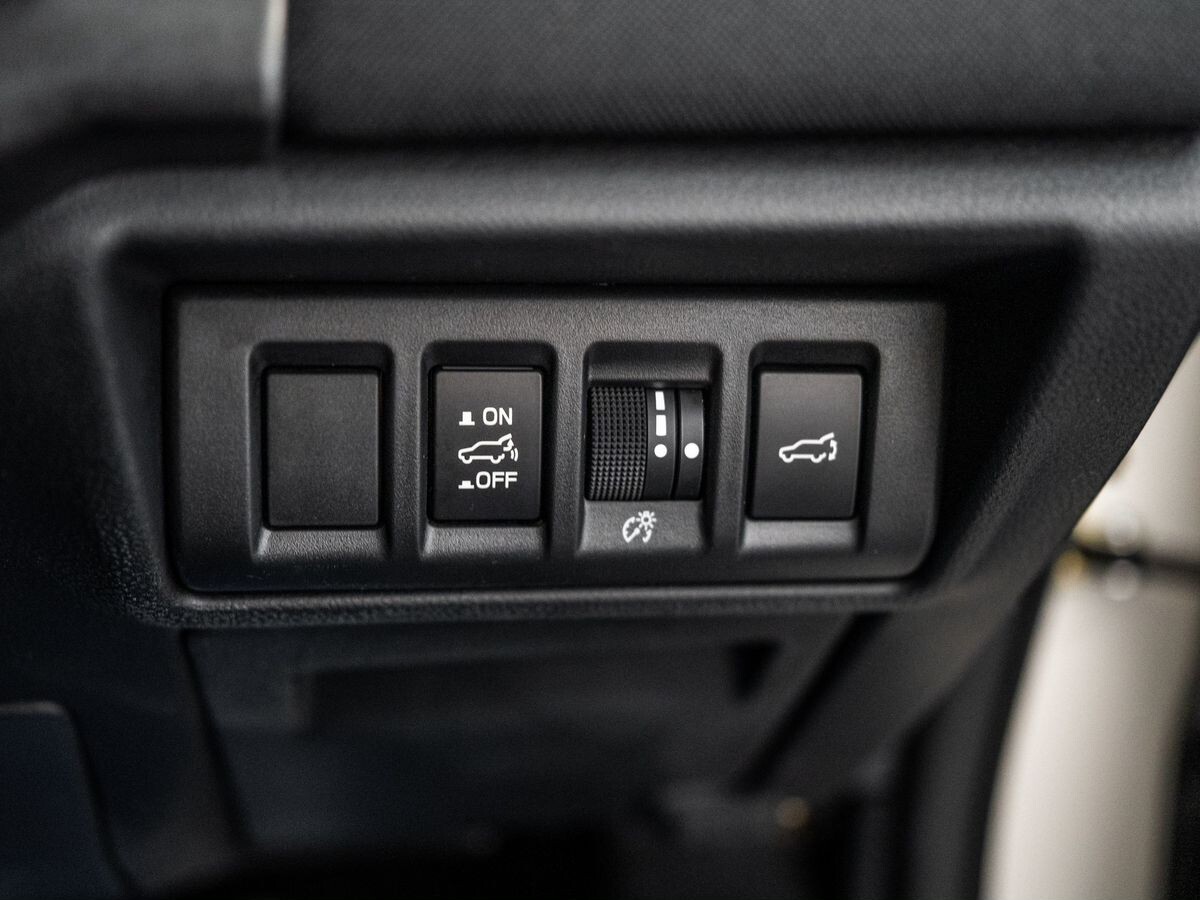 Subaru Outback 2022 - фото автомобиля