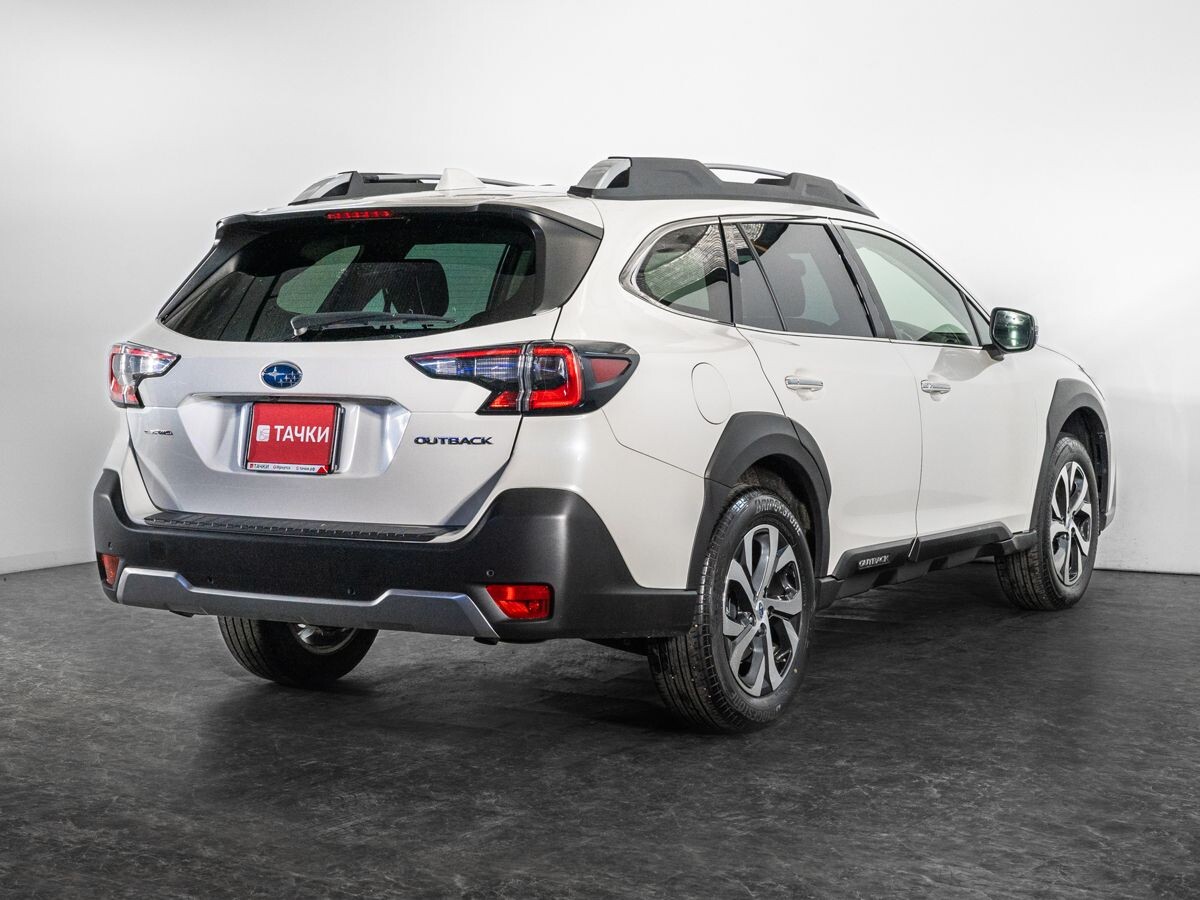 Subaru Outback 2022 - фото автомобиля