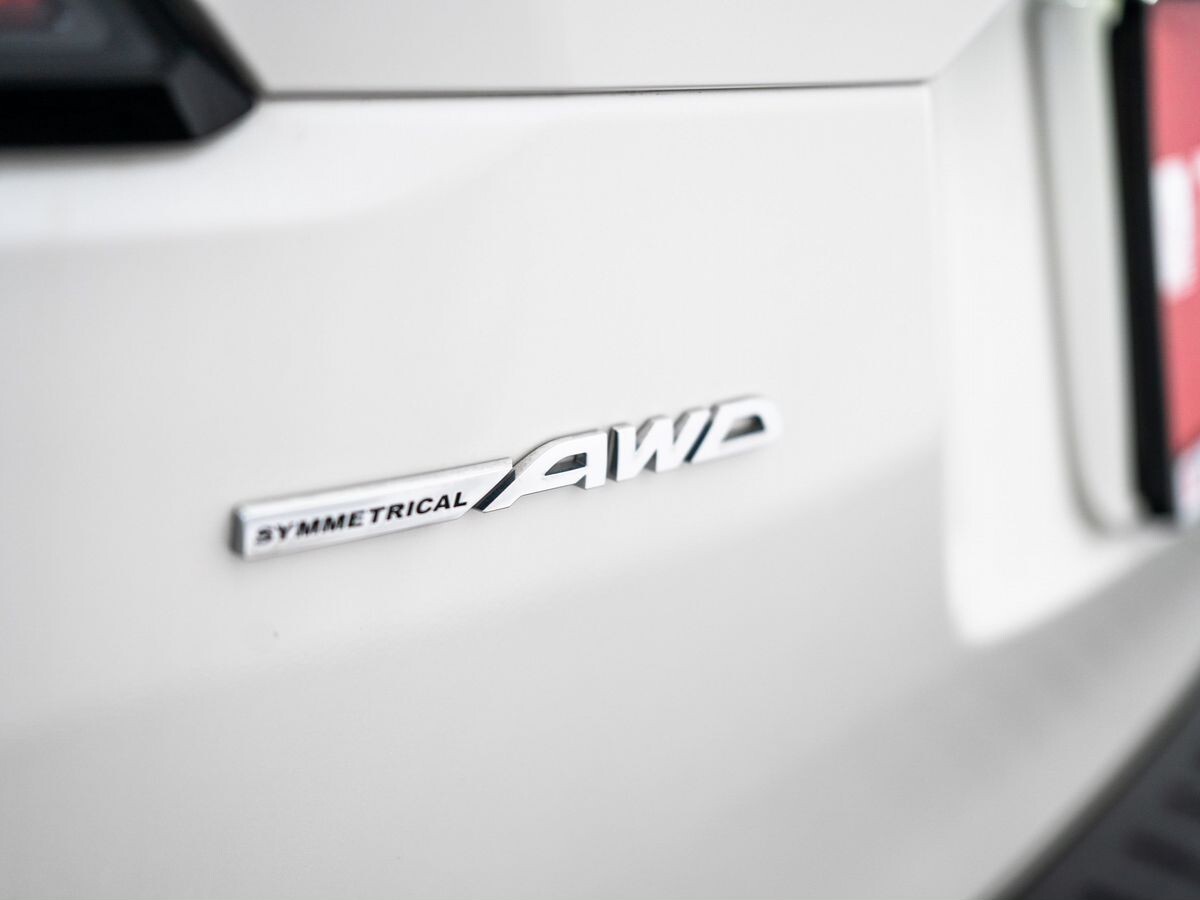 Subaru Outback 2022 - фото автомобиля