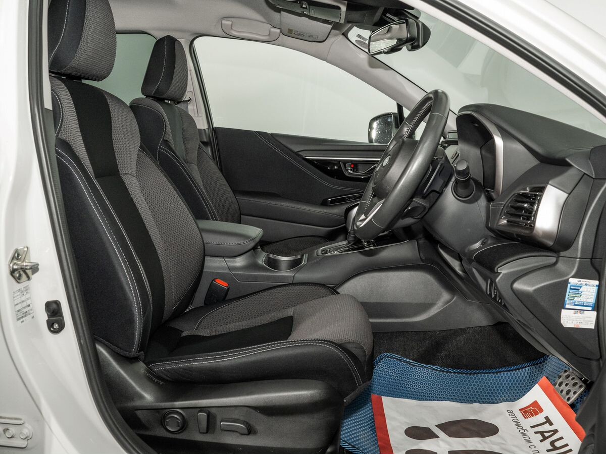 Subaru Outback 2022 - фото автомобиля