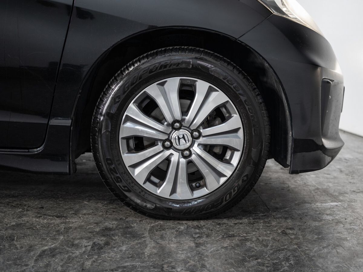 Honda Freed 2014 - фото автомобиля