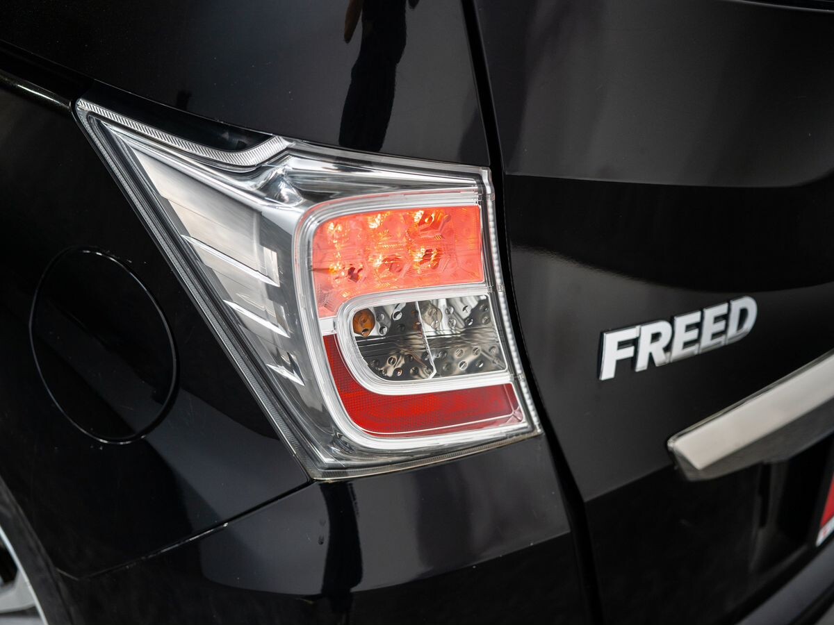 Honda Freed 2014 - фото автомобиля