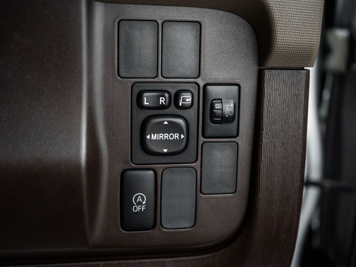 Toyota Passo 2016 - фото автомобиля