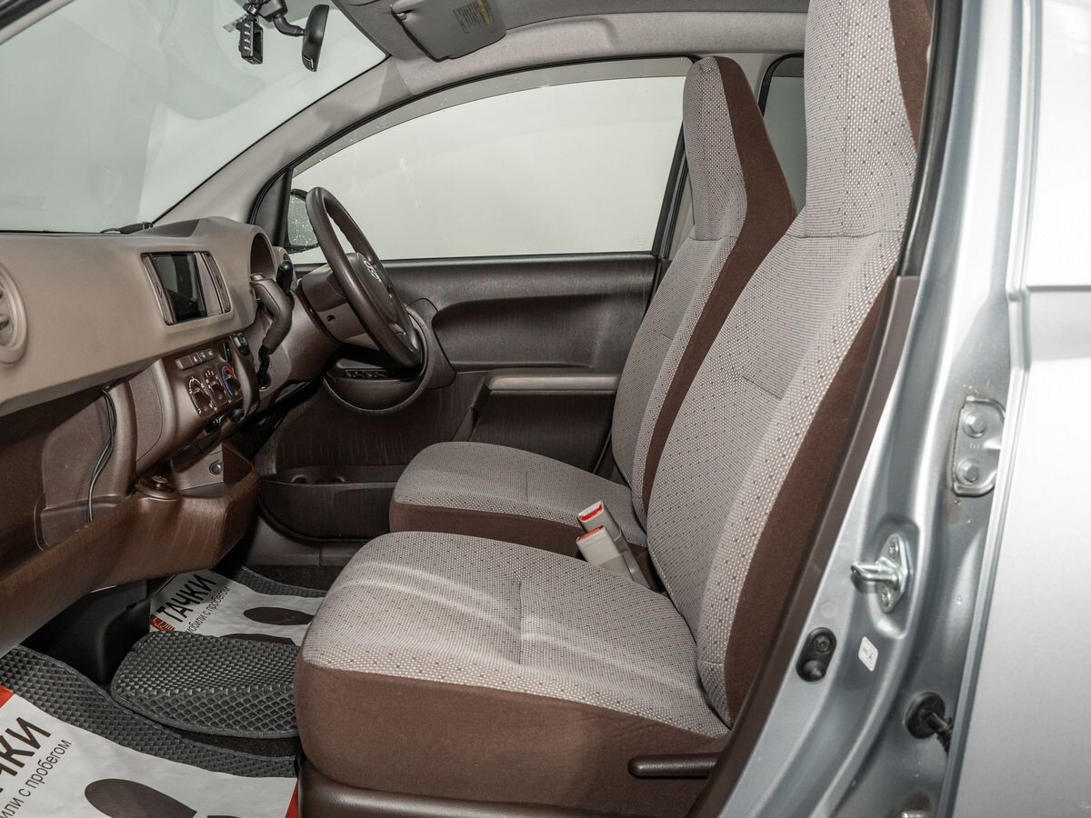Toyota Passo 2016 - фото автомобиля