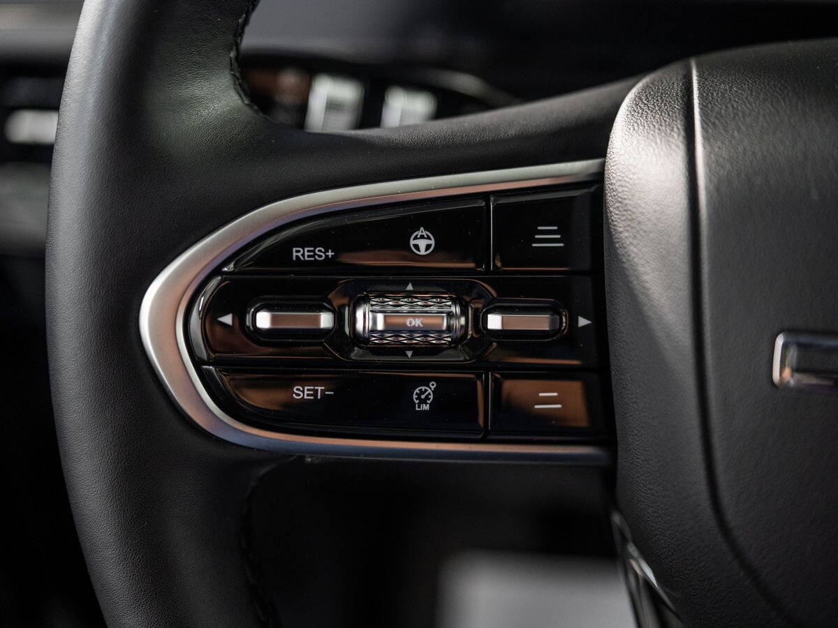 OMODA C5 2023 - фото автомобиля