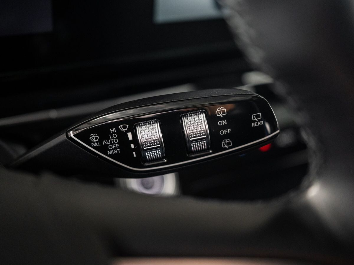 OMODA C5 2023 - фото автомобиля