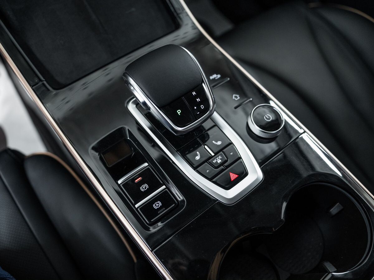 OMODA C5 2023 - фото автомобиля