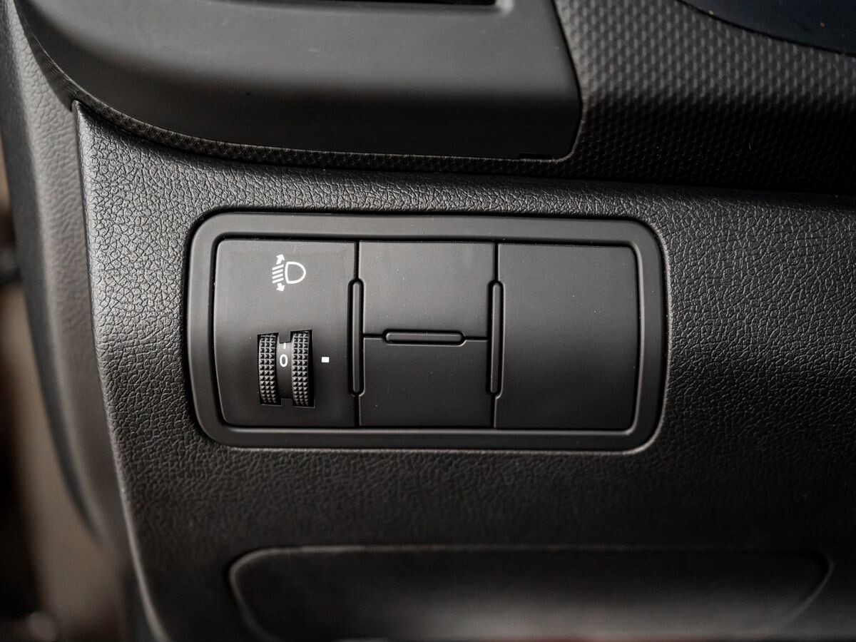 Hyundai Solaris 2016 - фото автомобиля