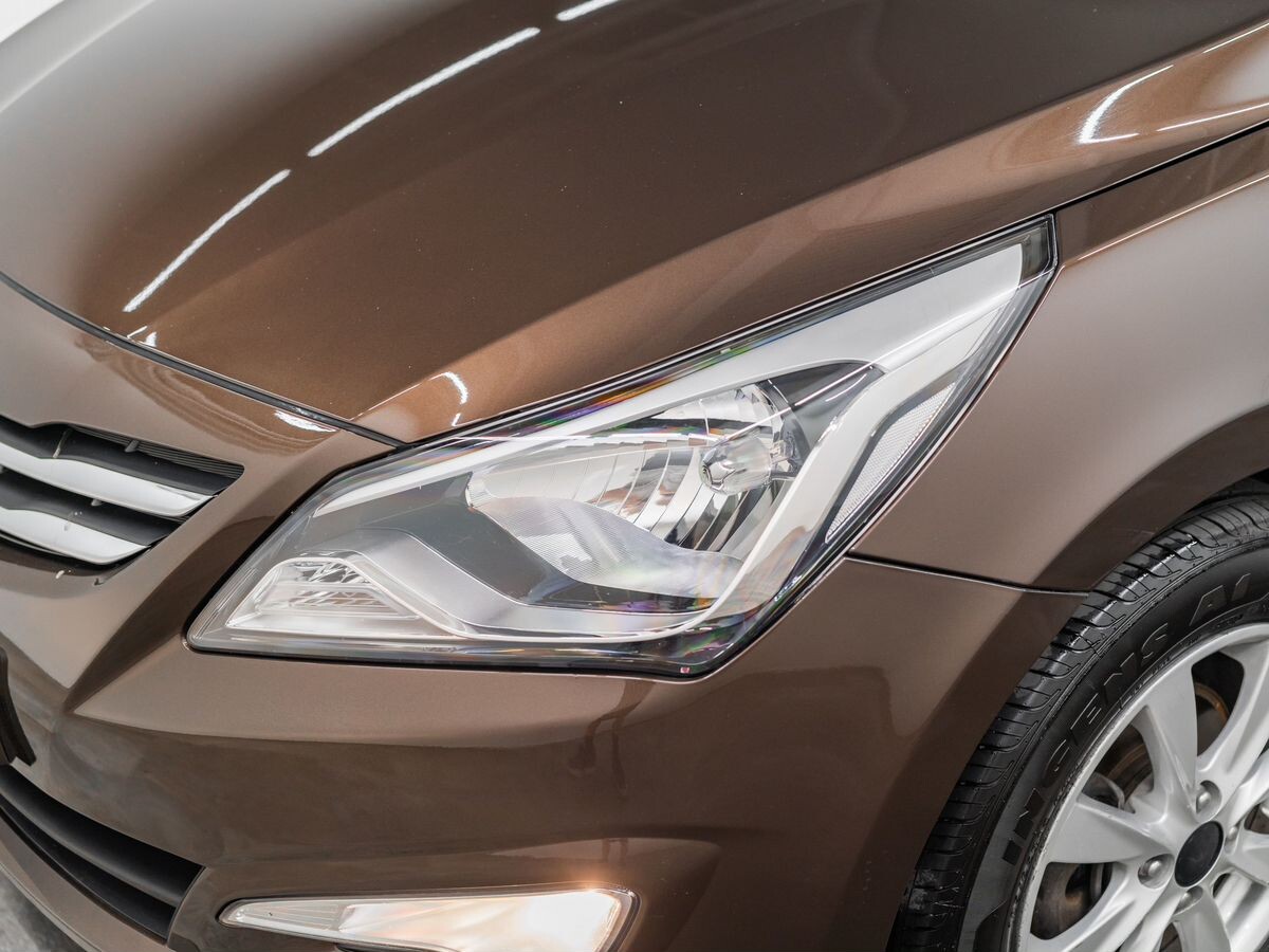 Hyundai Solaris 2016 - фото автомобиля