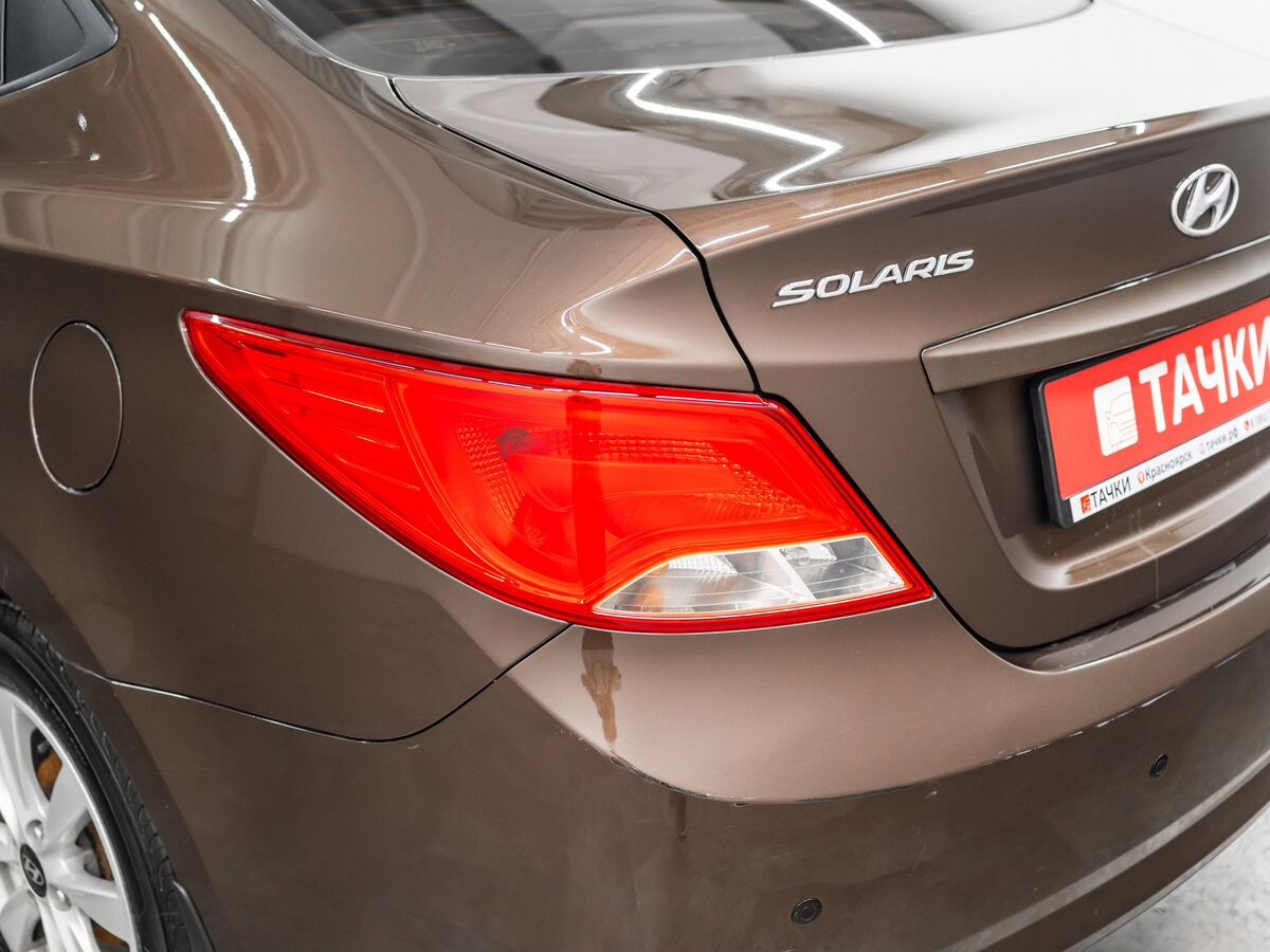 Hyundai Solaris 2016 - фото автомобиля