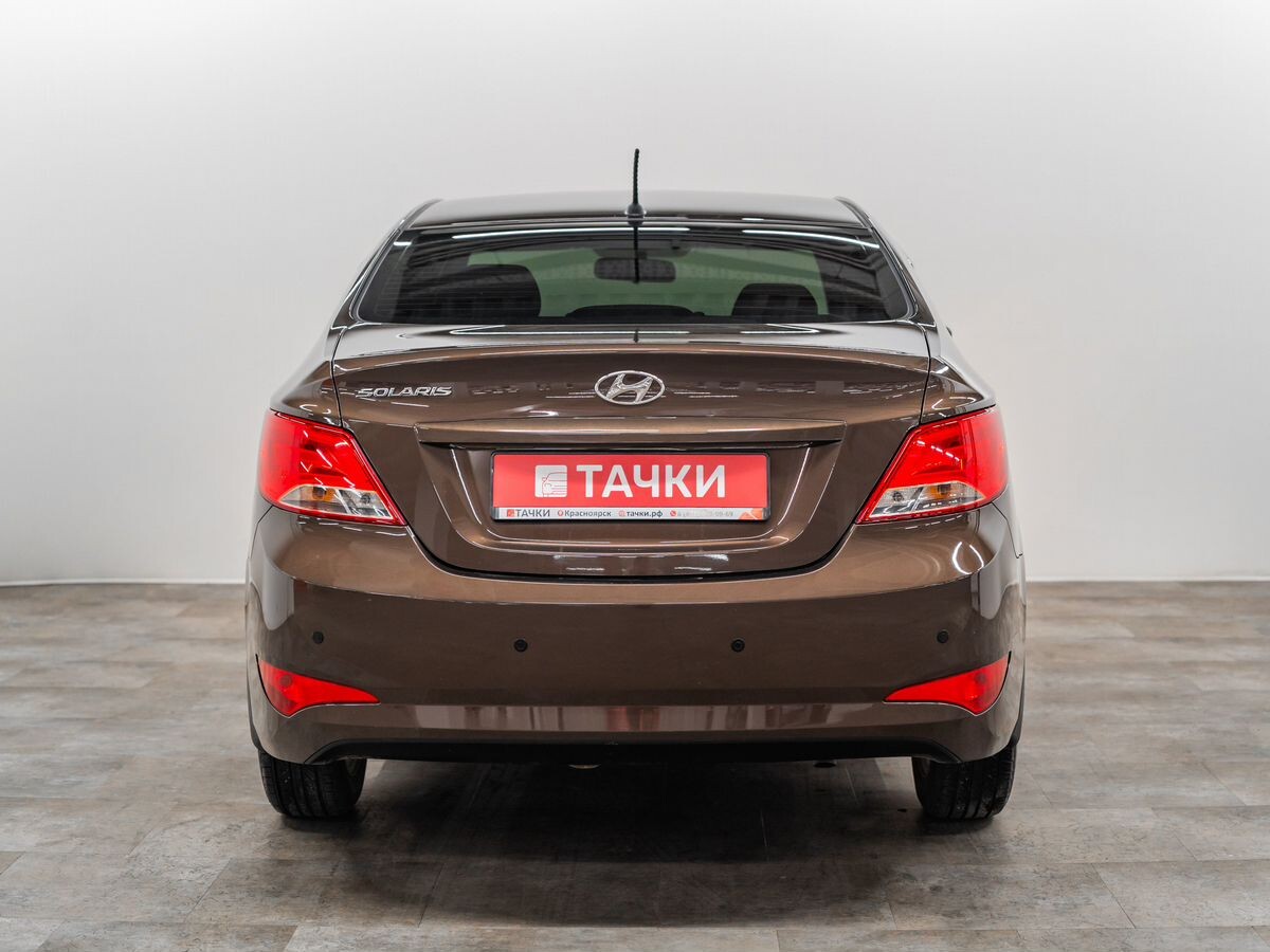 Hyundai Solaris 2016 - фото автомобиля
