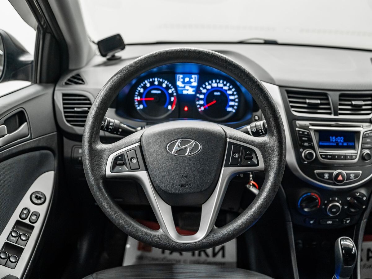 Hyundai Solaris 2016 - фото автомобиля