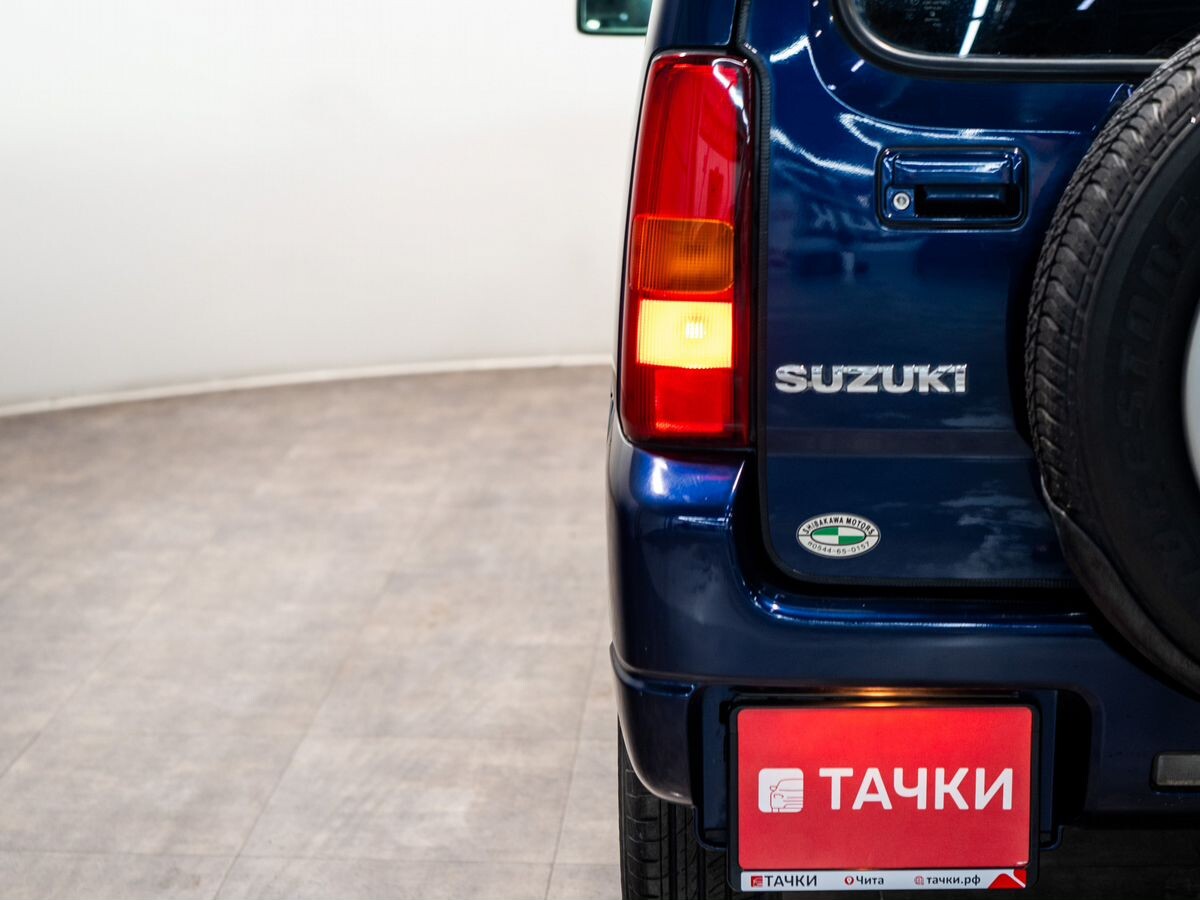 Suzuki Jimny 2011 - фото автомобиля