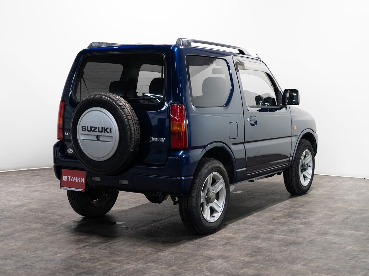 Suzuki Jimny 2011 - фото автомобиля