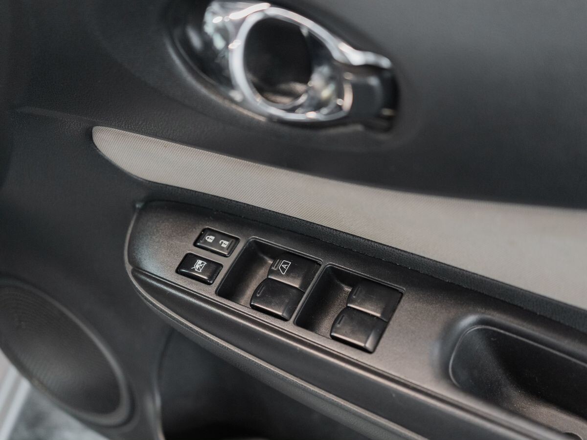 Nissan Note 2016 - фото автомобиля