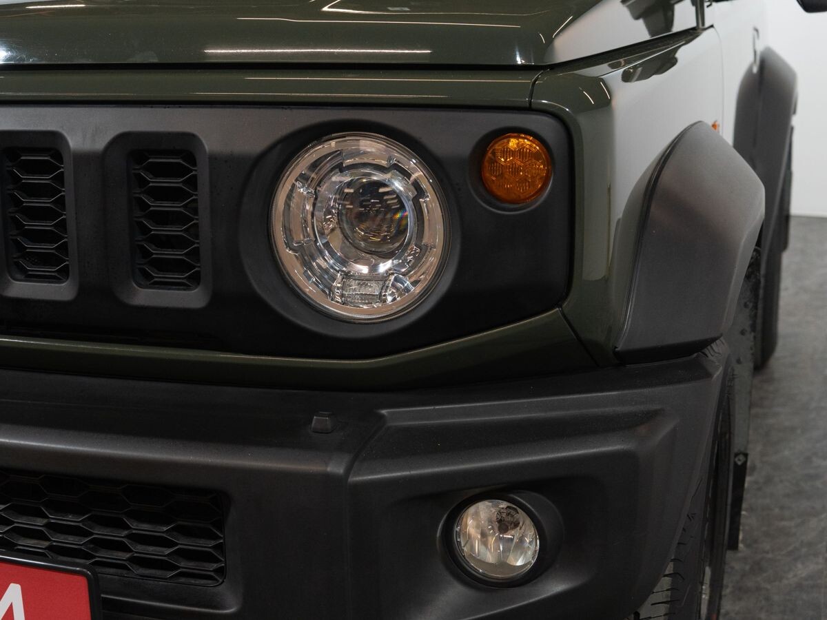 Suzuki Jimny Sierra 2019 - фото автомобиля