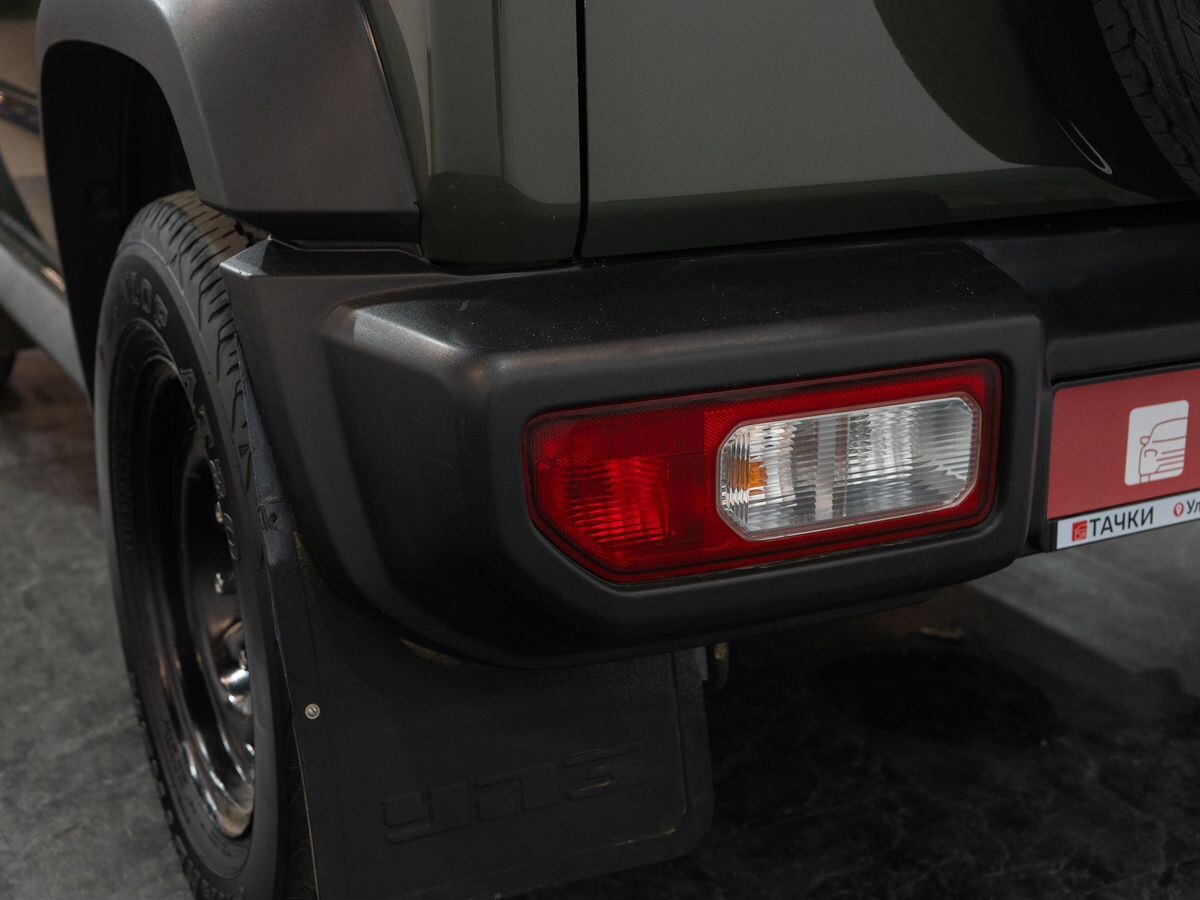 Suzuki Jimny Sierra 2019 - фото автомобиля