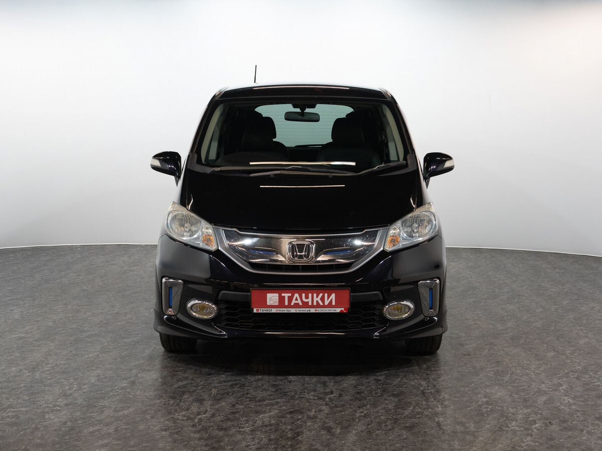 Honda Freed 2012 - фото автомобиля