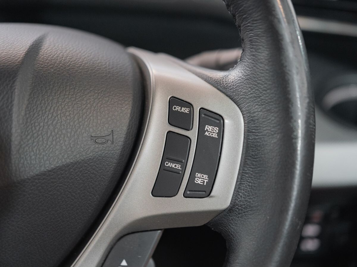 Honda Freed 2012 - фото автомобиля