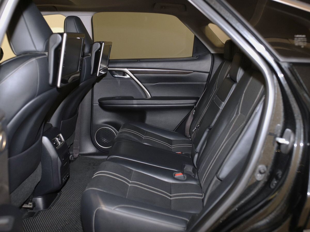 Lexus RX300 2019 - фото автомобиля