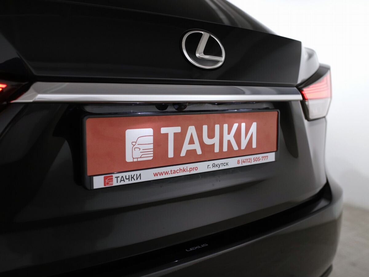 Lexus RX300 2019 - фото автомобиля