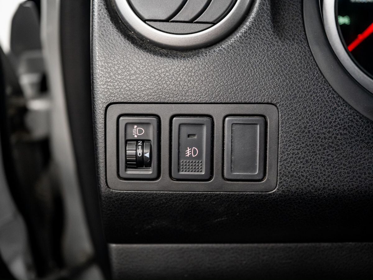 Suzuki Grand Vitara 2011 - фото автомобиля