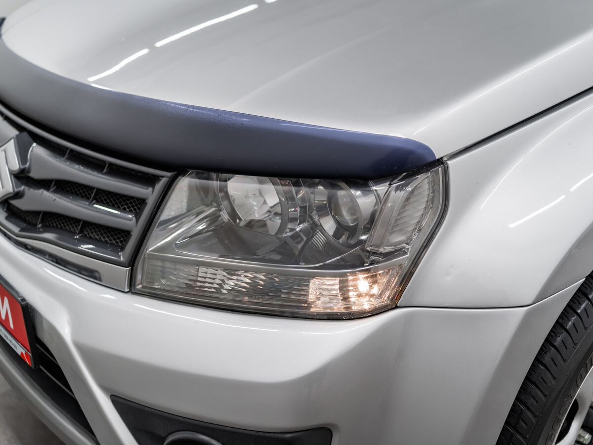 Suzuki Grand Vitara 2011 - фото автомобиля