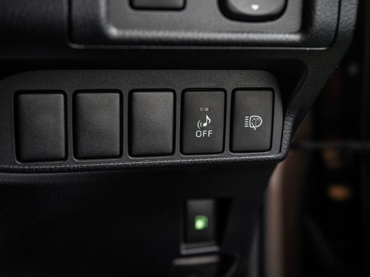 Lexus CT200h 2011 - фото автомобиля